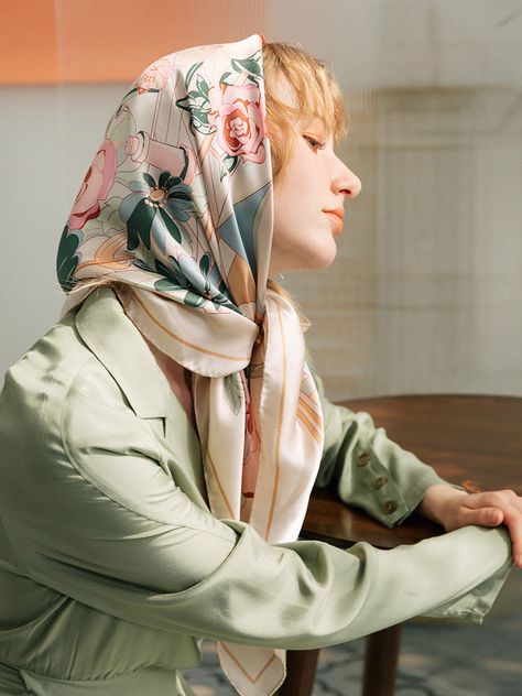 شال نخی طرح دار